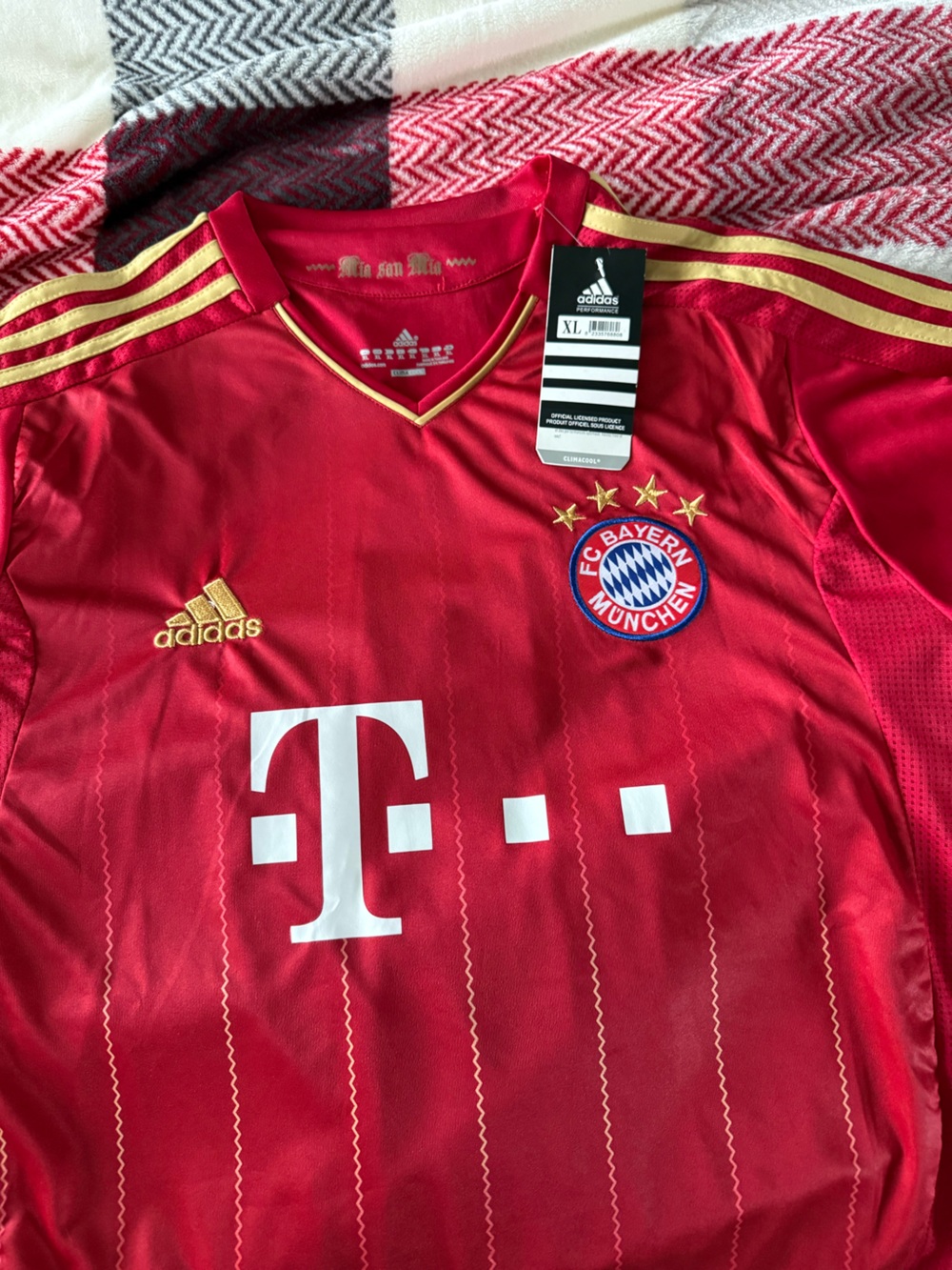 Authentic Robben #10 FC Bayern Munich Home Jersey in Red with Gold